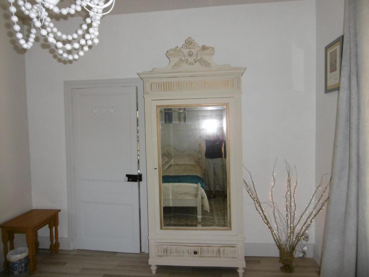 Le Chat Qui Peche B&B Chateauneuf-la-Foret Exterior photo