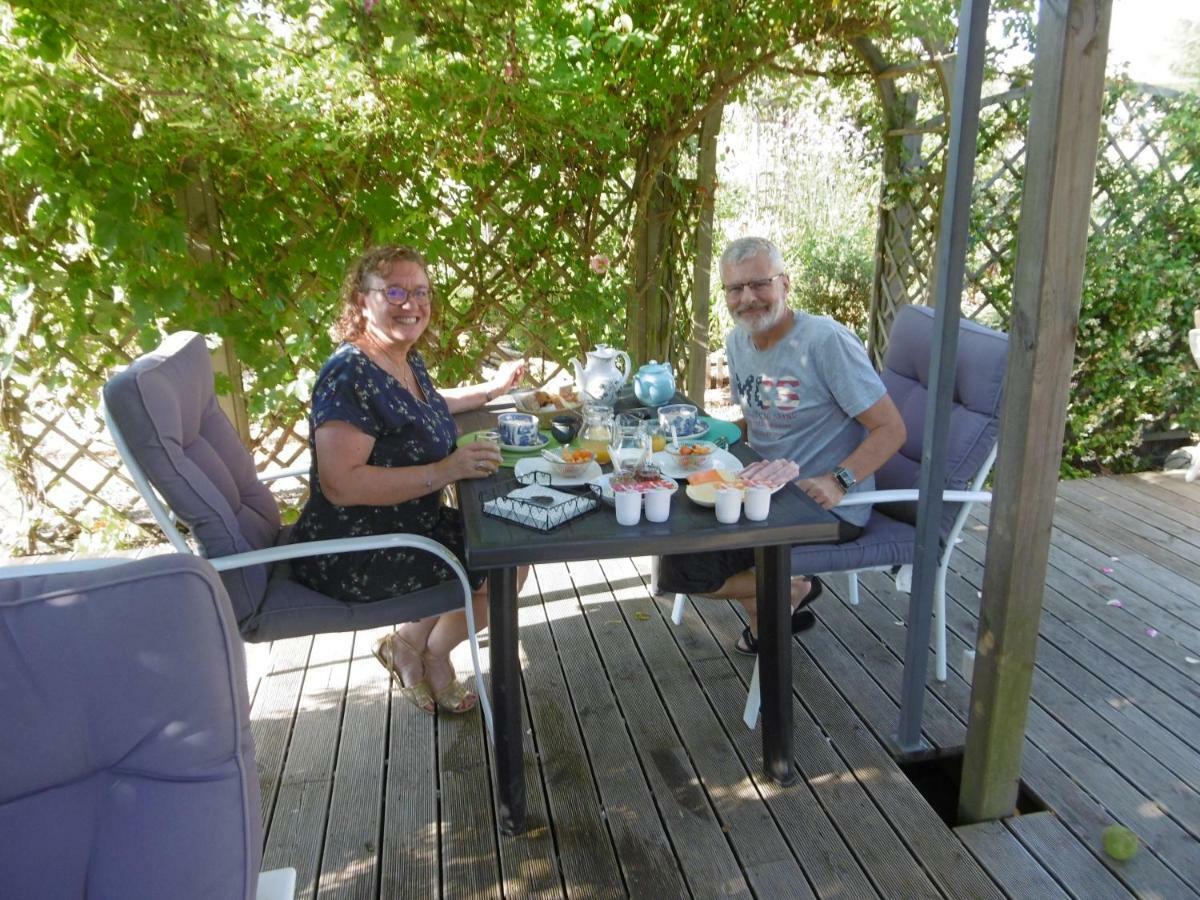 Le Chat Qui Peche B&B Chateauneuf-la-Foret Exterior photo