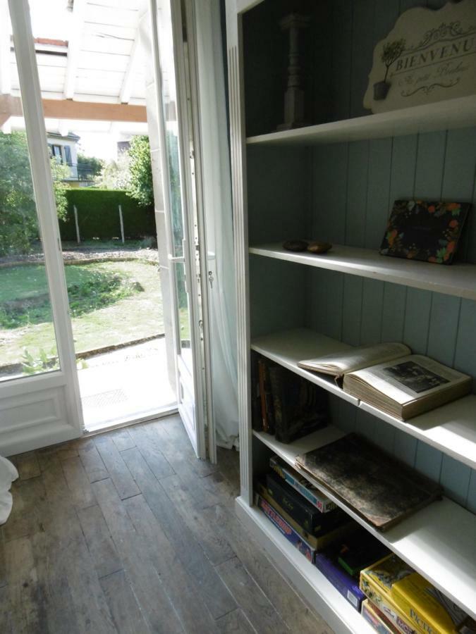 Le Chat Qui Peche B&B Chateauneuf-la-Foret Exterior photo